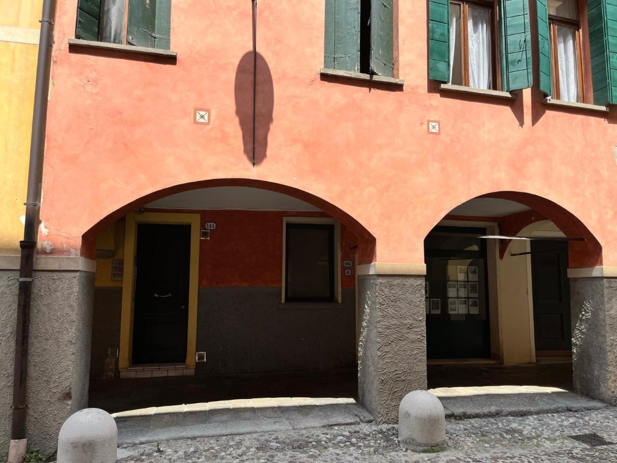 Appartamento Ai Portici Di Via Savonarola Pádua Exterior foto